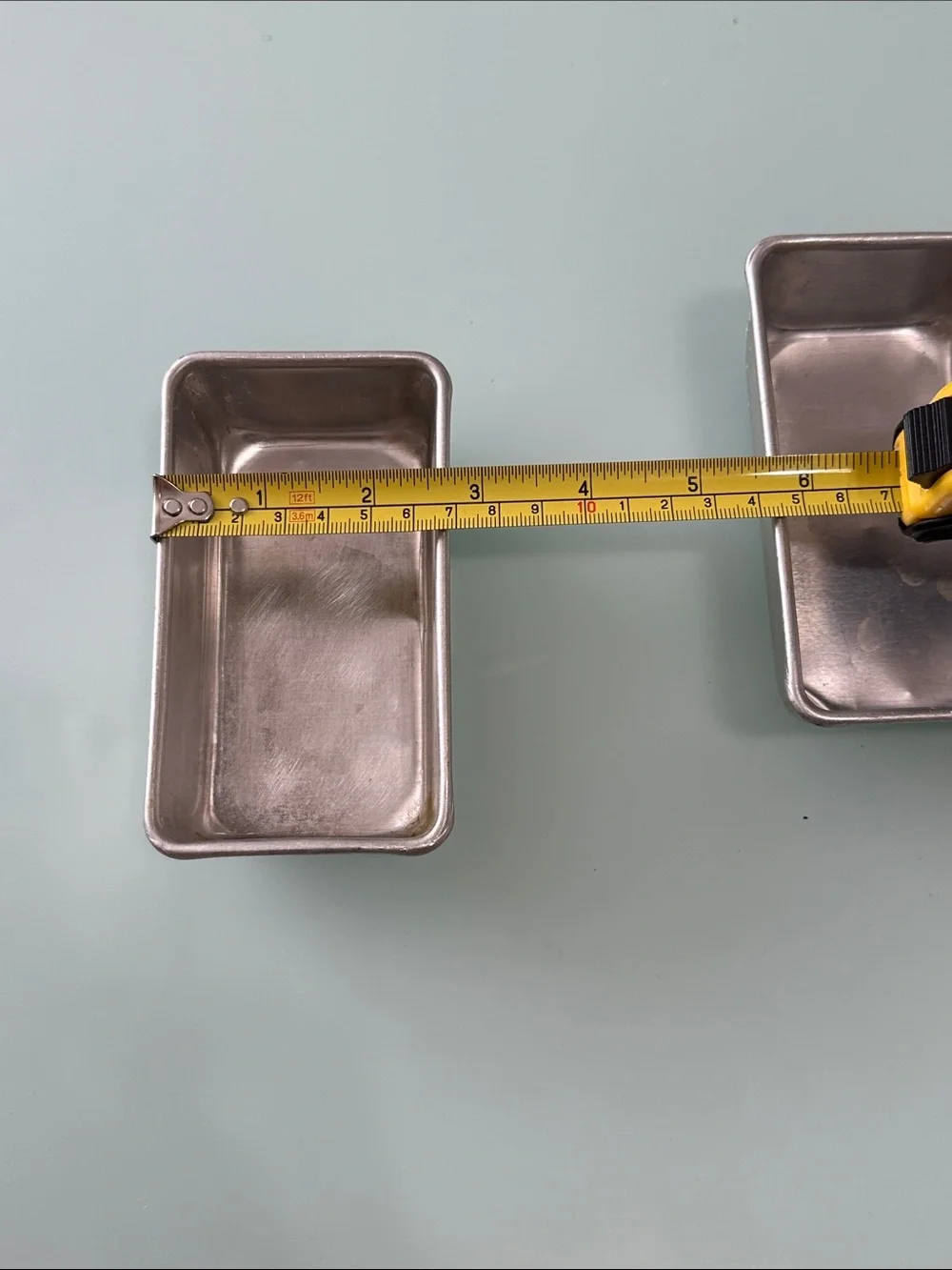 Aluminum mini loaf pans